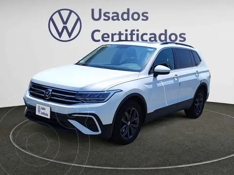 Volkswagen Tiguan Comfortline 5 Asientos usado (2023) color Blanco financiado en mensualidades(enganche $139,220 mensualidades desde $10,651)