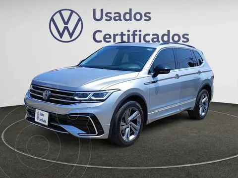Volkswagen Tiguan 1.4L R-Line usado (2023) color Plata financiado en mensualidades(enganche $146,033 mensualidades desde $11,172)