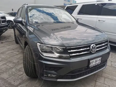 Volkswagen Tiguan Comfortline usado (2018) color Gris financiado en mensualidades(enganche $107,500 mensualidades desde $10,850)