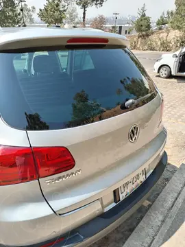Volkswagen Tiguan Sport & Style 2.0 usado (2013) color Plata precio $195,000