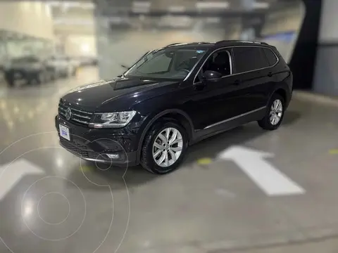 Volkswagen Tiguan Comfortline usado (2020) color Negro financiado en mensualidades(enganche $129,288 mensualidades desde $5,872)