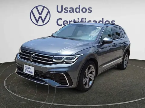 Volkswagen Tiguan 1.4L R-Line usado (2024) color Plata financiado en mensualidades(enganche $147,395 mensualidades desde $11,276)