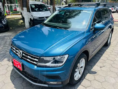 Volkswagen Tiguan Comfortline 5 Asientos Piel usado (2021) color Azul financiado en mensualidades(enganche $107,231 mensualidades desde $9,525)