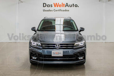 Volkswagen Tiguan Comfortline 5 Asientos Piel usado (2020) color Gris precio $639,999