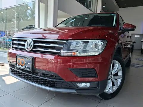 Volkswagen Tiguan Comfortline usado (2020) color Rojo financiado en mensualidades(enganche $117,500 mensualidades desde $6,815)