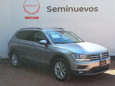 Volkswagen Tiguan Comfortline 5 Asientos usado (2020) color Plata precio $550,000