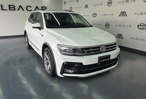 Volkswagen Tiguan Comfortline usado (2018) color Blanco precio $529,900