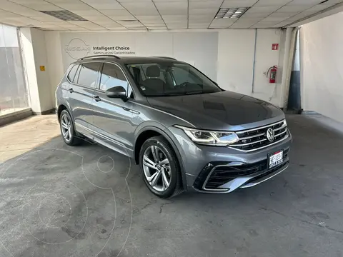 Volkswagen Tiguan 1.4L R-Line usado (2022) color Gris Oscuro precio $519,800