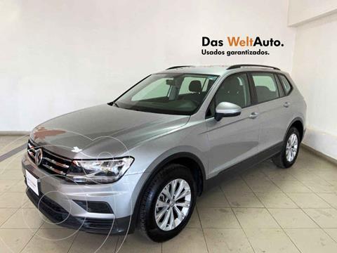 foto Volkswagen Tiguan Trendline Plus usado (2020) color Plata precio $374,488