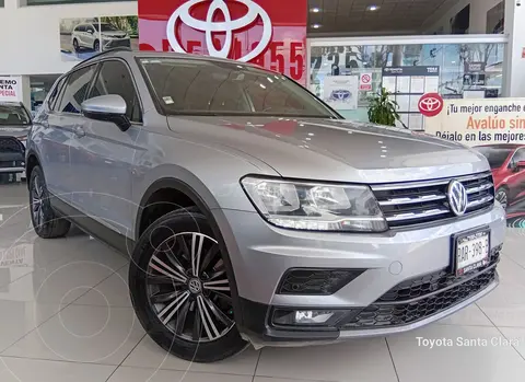 Volkswagen Tiguan Comfortline 5 Asientos Piel usado (2019) color Gris financiado en mensualidades(enganche $142,120 mensualidades desde $6,106)
