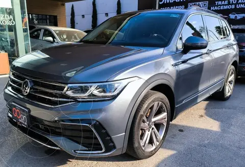 Volkswagen Tiguan Comfortline 5 Asientos usado (2022) color Gris financiado en mensualidades(enganche $130,800 mensualidades desde $10,002)