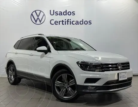 Volkswagen Tiguan Highline usado (2019) color Blanco financiado en mensualidades(enganche $119,628 mensualidades desde $10,907)