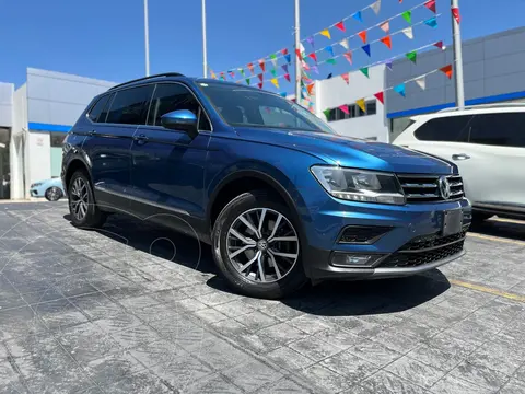 Volkswagen Tiguan Comfortline usado (2018) color Azul precio $423,000