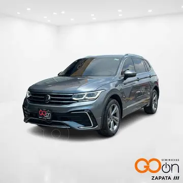 Volkswagen Tiguan R LINE usado (2024) color VWA   GRIS PLATINO precio $620,000