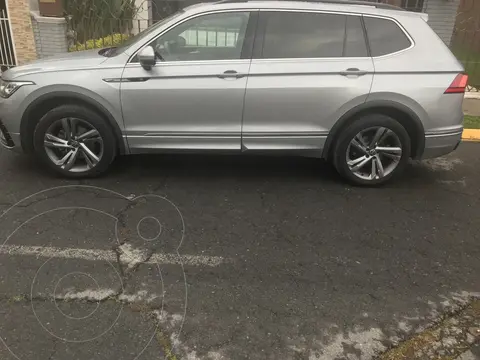 Volkswagen Tiguan 1.4L R-Line usado (2024) color Gris precio $610,000