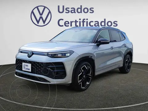 Volkswagen Tiguan R-Line usado (2025) color Plata precio $740,900