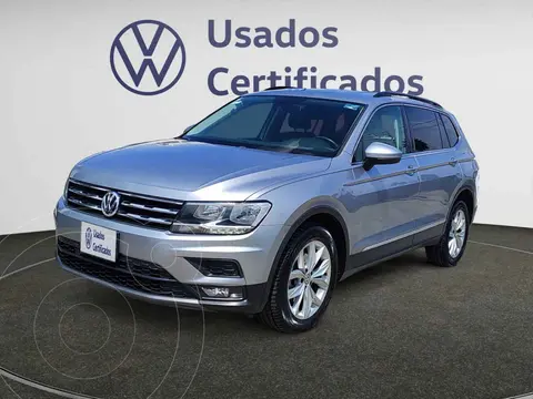 Volkswagen Tiguan Comfortline 5 Asientos Piel usado (2021) color Plata precio $360,900