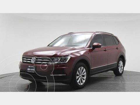 foto Volkswagen Tiguan Trendline Plus usado (2018) color Rojo precio $369,400