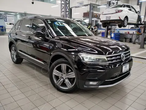 foto Volkswagen Tiguan Highline usado (2018) color Negro precio $485,000