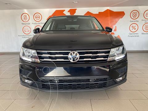 Volkswagen Tiguan Comfortline 5 Asientos Piel usado (2018) color Negro precio $399,902