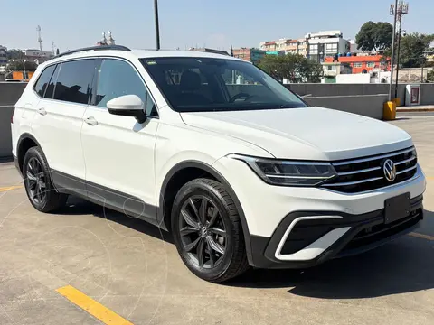 Volkswagen Tiguan Comfortline 7 Asientos usado (2023) color Blanco precio $475,000