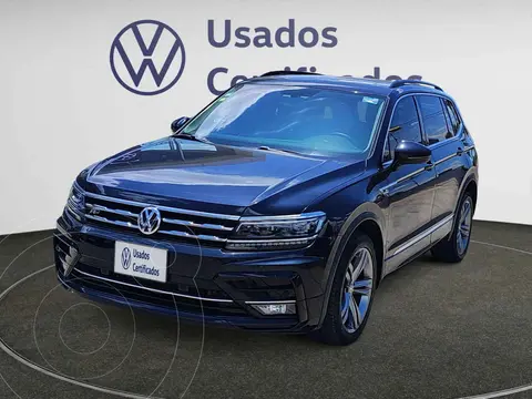 Volkswagen Tiguan R-Line usado (2020) color Negro financiado en mensualidades(enganche $122,870 mensualidades desde $9,400)