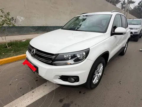 Volkswagen Tiguan 2.0L Track & Field Aut usado (2012) color Blanco precio u$s12,500