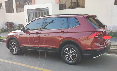 Volkswagen Tiguan Trendline 1.4L usado (2018) color Rojo Rubi precio $23,800
