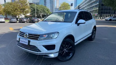 Volkswagen Touareg TOUAREG 3.0 V6 TDI PREMIUM    L/17 usado (2016) color Blanco precio u$s37.900