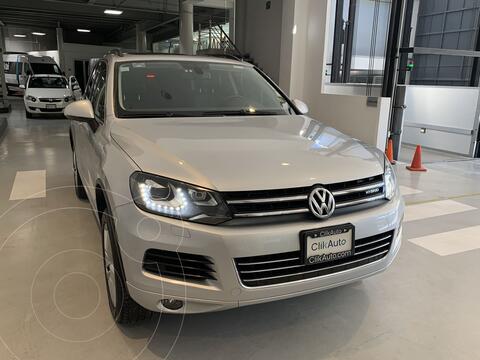 Volkswagen Touareg 3.0L V6 FSI Hybrid usado (2013) color Plata precio $363,300