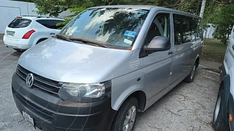 Volkswagen Transporter Pasajeros Aut usado (2015) color Gris precio $265,000