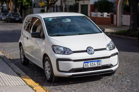 Volkswagen up! 3P 1.0 take up! + usado (2018) color Blanco precio $4.190.000