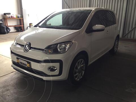 Volkswagen up! 5P 1.0 high up! usado (2017) color Blanco precio $2.480.000