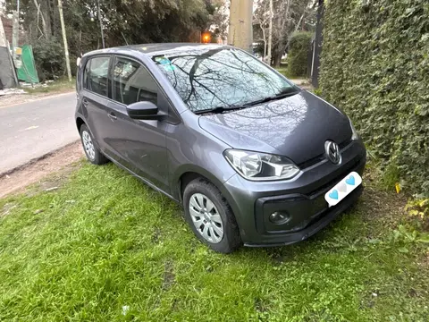 Volkswagen up! 5P 1.0 move up! usado (2018) color Gris precio $14.000.000