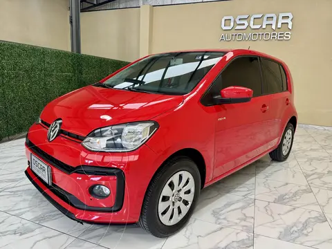 Volkswagen up! 5P 1.0 move up! usado (2019) color Rojo Flash precio $17.980.000