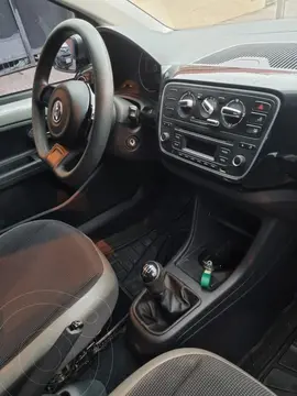 Volkswagen up! UP! 3 PTAS HIGH usado (2017) color Gris precio $14.500.000
