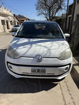 Volkswagen up! 3P 1.0 high up! usado (2015) color Blanco precio u$s11.000