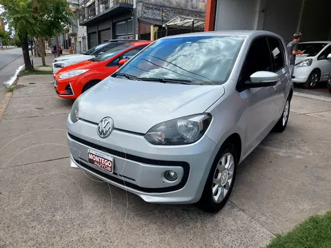 Volkswagen up! 5P 1.0 high up! usado (2015) color Gris precio $13.900.000