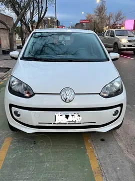 Volkswagen up! 3P 1.0 high up! usado (2016) color Blanco precio $12.500.000