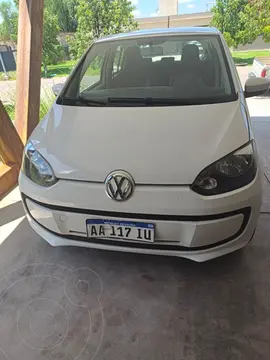 Volkswagen up! 5P 1.0 move up! usado (2016) color Blanco Cristal precio $13.000.000