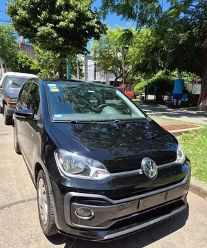 Volkswagen up! 5P 1.0 high up! usado (2019) color Negro precio u$s13.099