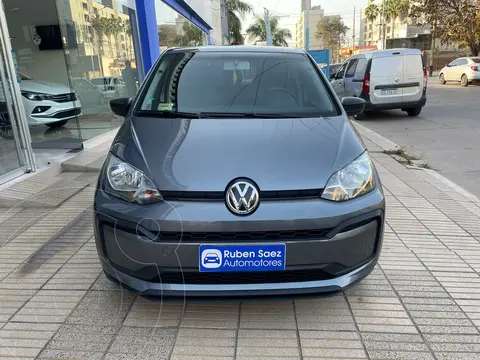 foto Volkswagen up! 5P 1.0 take up! usado (2018) color Gris precio $4.500.000