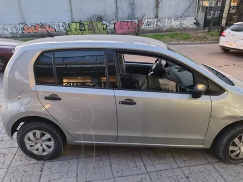 Volkswagen up! 5P 1.0 take up! usado (2015) color Plata Egipto precio u$s12.000