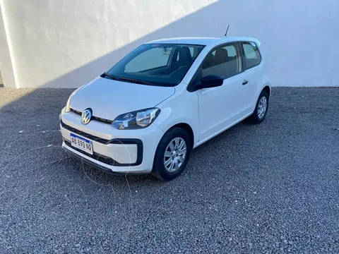 Volkswagen up! UP! 3 PTAS TAKE AA usado (2017) color Blanco precio $12.900.000