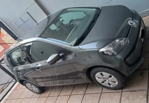 Volkswagen up! 5P 1.0 move up! usado (2016) color Gris precio $13.500.000