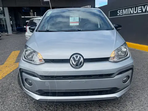 foto Volkswagen up! Connect usado (2018) color Plata precio $199,000
