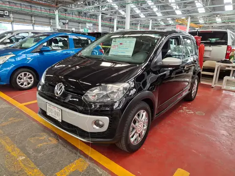Volkswagen up! high up! usado (2017) color Azul Noche financiado en mensualidades(enganche $54,000 mensualidades desde $4,000)