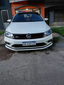 Volkswagen Vento GLI GLi 2.0 TSI DSG usado (2016) color Blanco precio $26.000.000