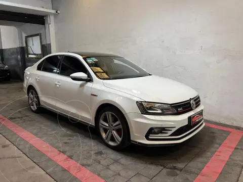 Volkswagen Vento GLI GLi 2.0 TSI DSG Nav usado (2018) color Blanco precio u$s21.500