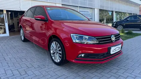 Volkswagen Vento 1.4 TSI Highline DSG usado (2018) color Rojo precio $25.800.000